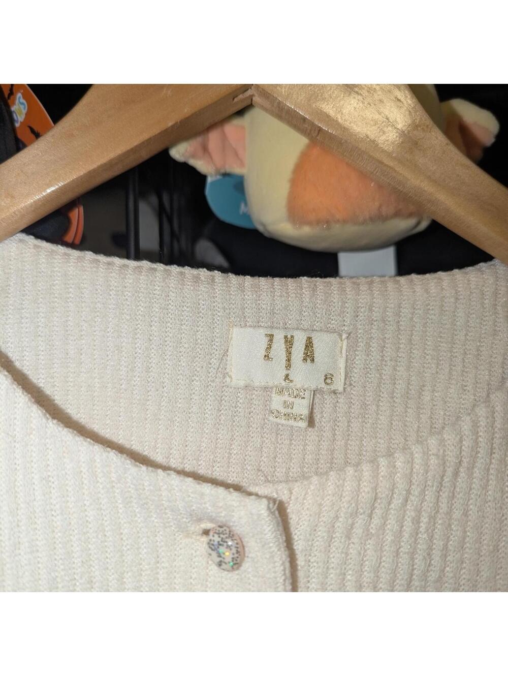 ZYA Cream Ribbed Cropped Button Cardigan - Picture 3 of 3